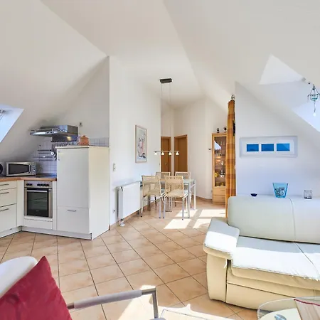 104 5, Ginsterweg 1 E Apartman